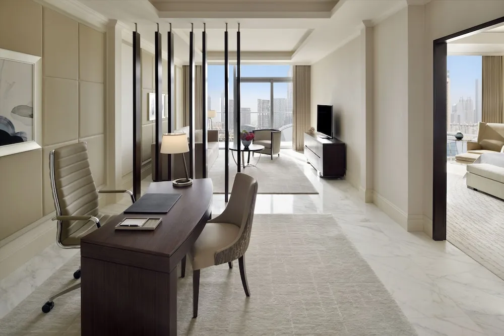 Premier Suite Burj Khalifa & Fountain View - Lounge Access serving Lunch, afternoon tea and Dinner