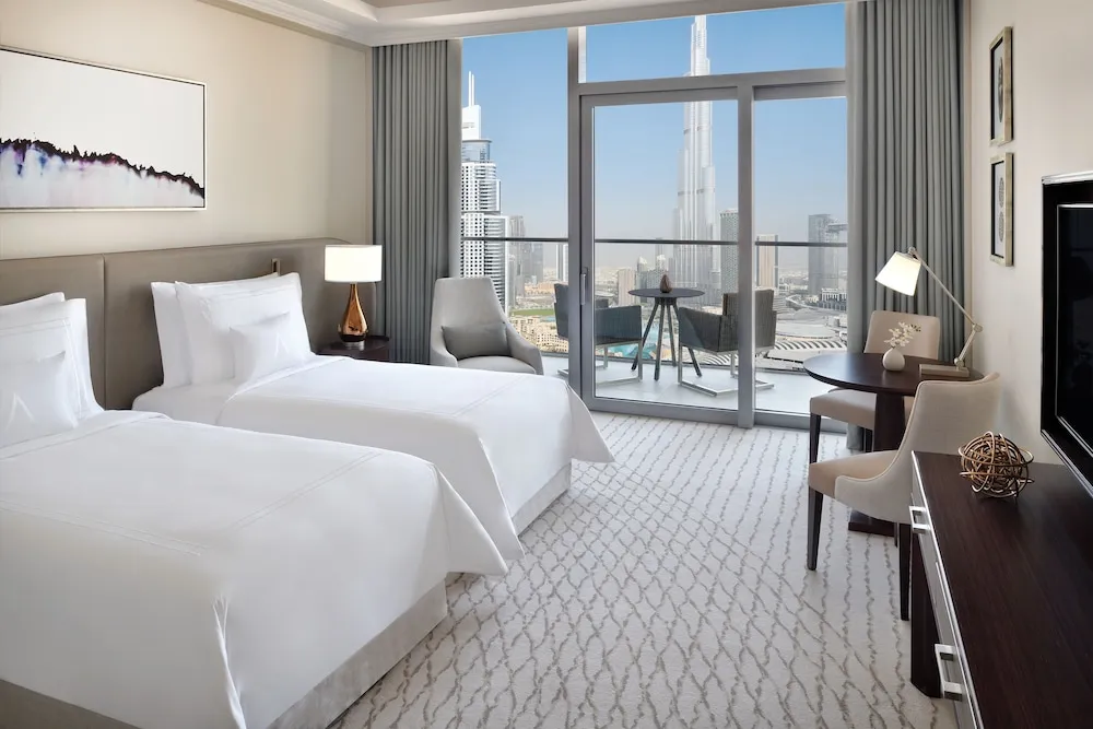 Deluxe Burj Khalifa and Fountain View Room