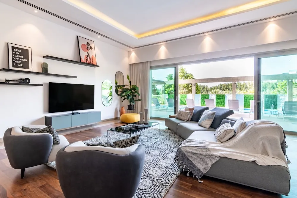 Luxury Çatı Katı Süiti (Penthouse), 4 Yatak Odası, Sigara İçilmez, Kişiye Özel Havuzlu