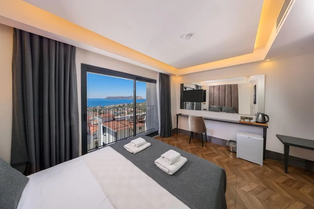 401 Deniz manzarali Standart oda