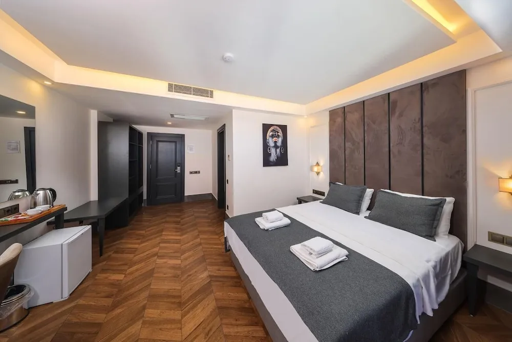 402 Deniz manzarali Standart oda