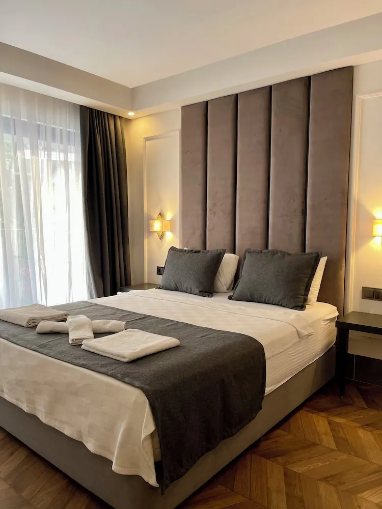 403 Kara manzarali Standart oda