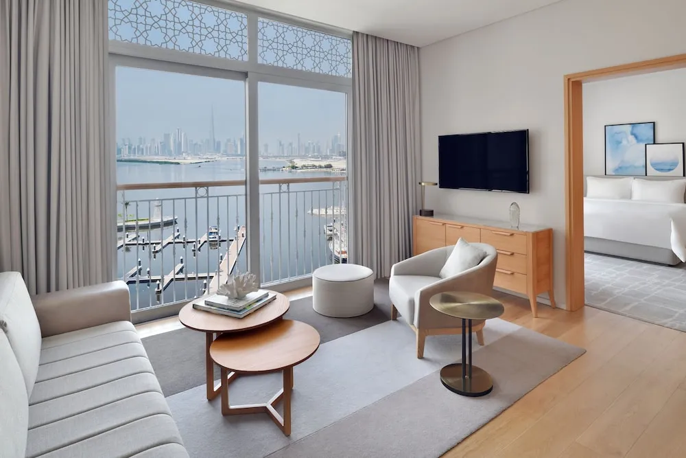 Premier Suite Corner Marina View