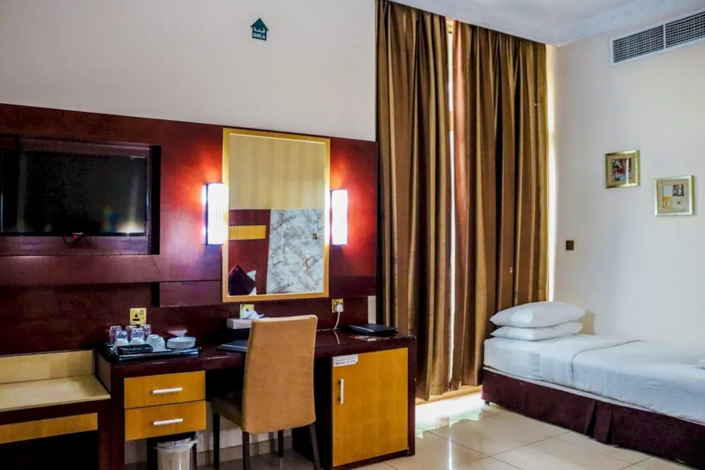 Family Üç Kişilik Oda