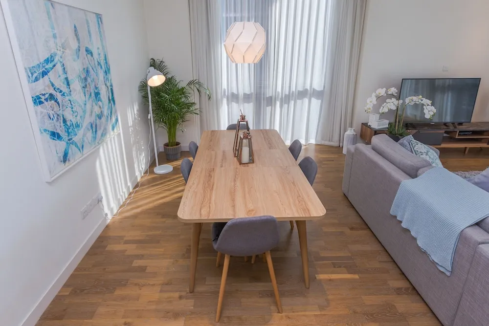 Apartment, 2 Bedroom with Maidsroom