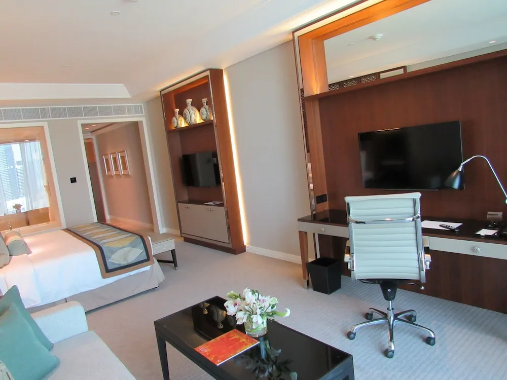 Family Oda, 1 En Büyük (King) Boy Yatak, Şehir Manzaralı (Luxury)