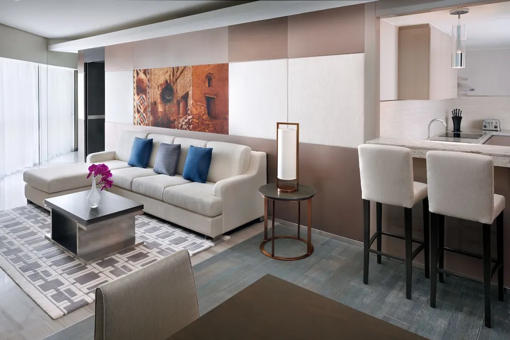 One Bedroom Apartment with Kitchen