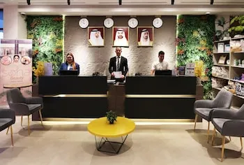 Grand Kingsgate Waterfront By Millennium Hotels