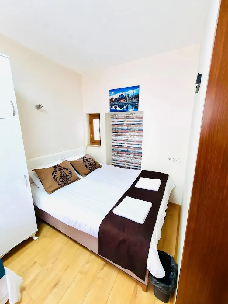 Comfort Tek Büyük Yataklı Oda, Şehir Manzaralı