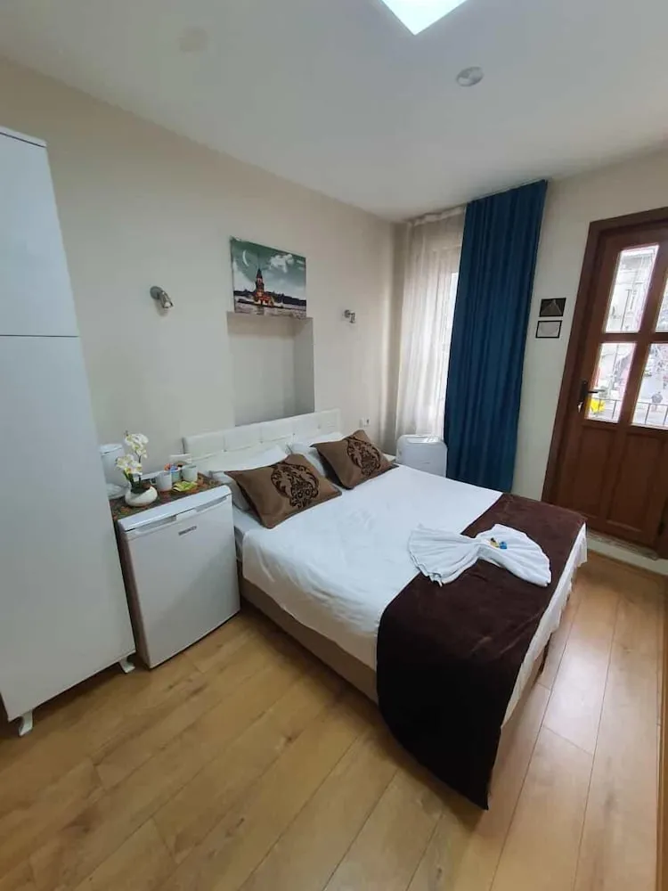 Comfort Tek Büyük Yataklı Oda, Şehir Manzaralı