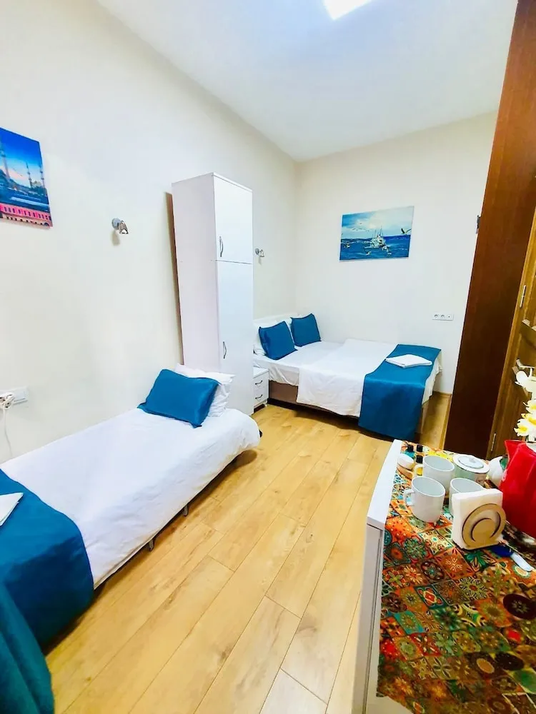 Comfort Üç Kişilik Oda, Şehir Manzaralı