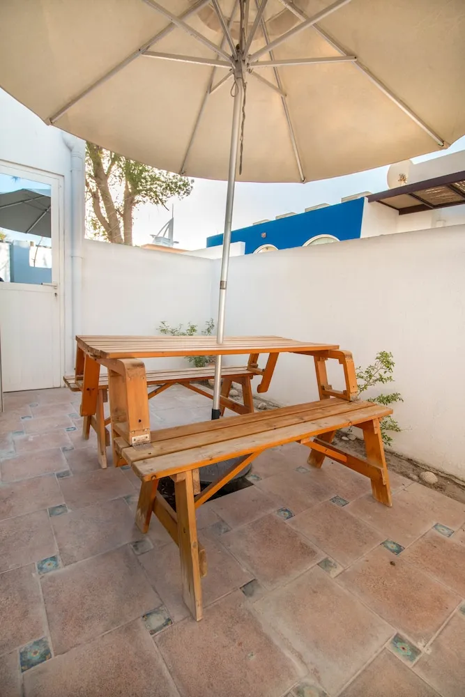 Deluxe Tek Büyük Yataklı Oda, Avlu