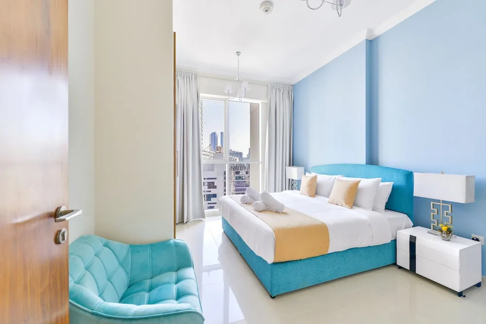 Deluxe 2BR Apartment plus maids room