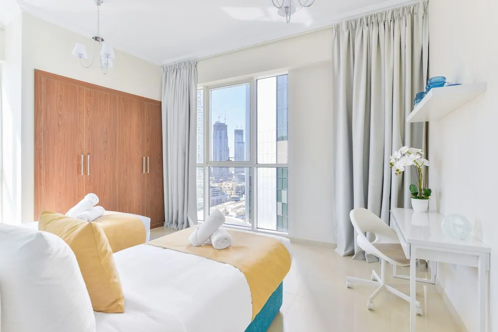 Deluxe 3BR Apartment