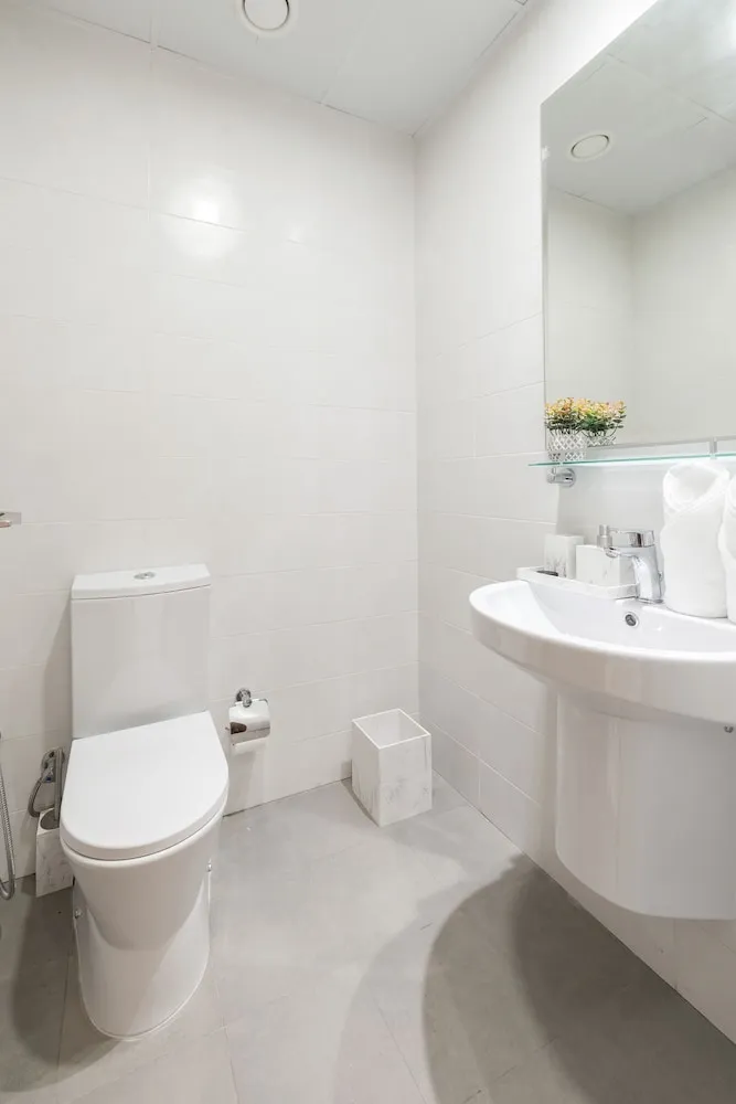 Deluxe 3BR Apartment