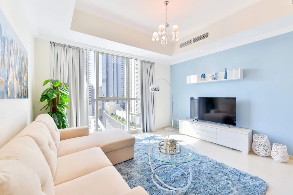 Deluxe 3BR Apartment