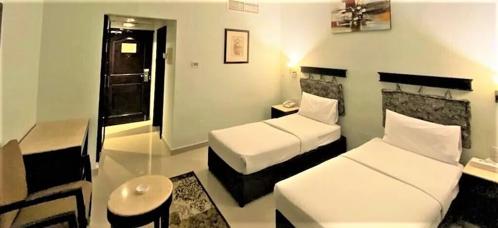 Tek Büyük veya İki Ayrı Yataklı Oda, Havuz Kullanımı (with Free Parking)