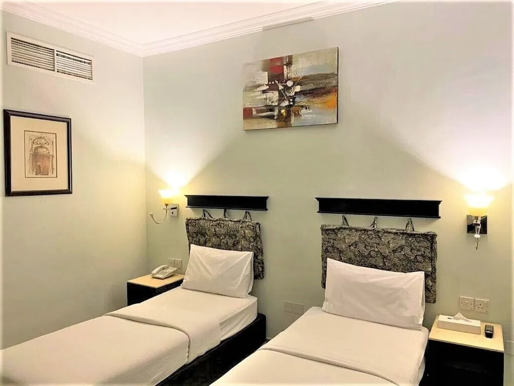 Tek Büyük veya İki Ayrı Yataklı Oda, Havuz Kullanımı (with Free Parking)