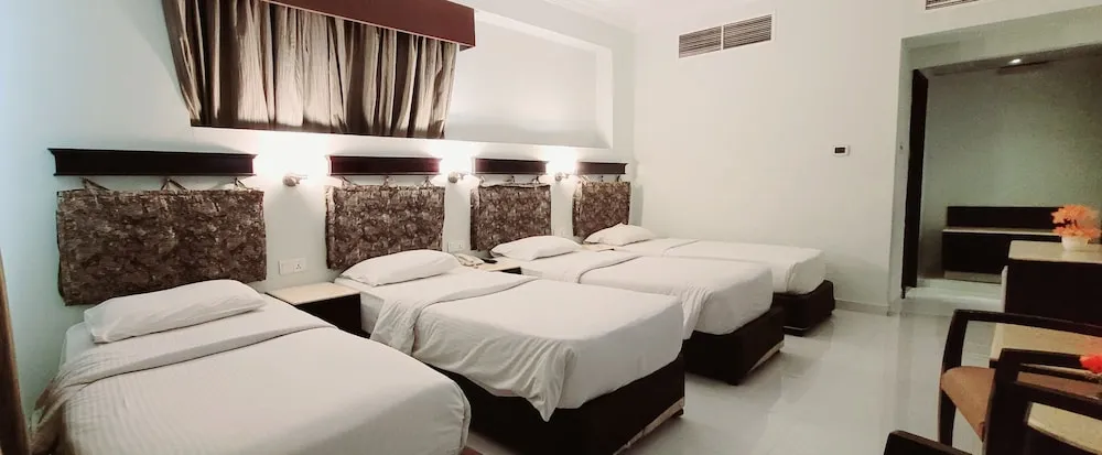 Dört Kişilik Oda, Havuz Kullanımı (with Free Parking)