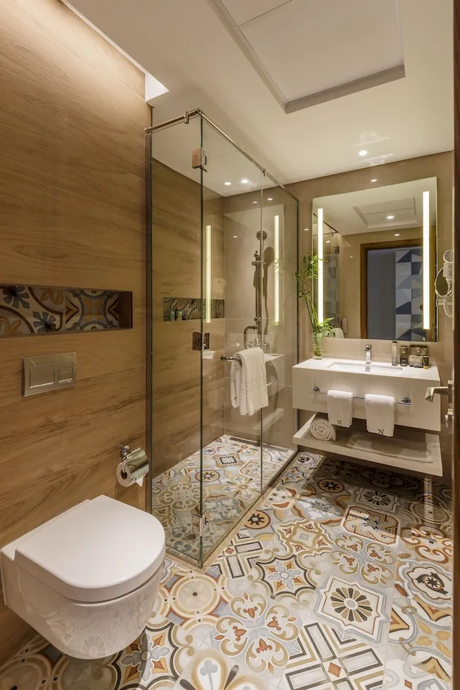 Executive Twin Room with Canal View