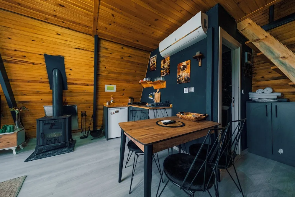 Classic Bungalov, Göl Manzaralı