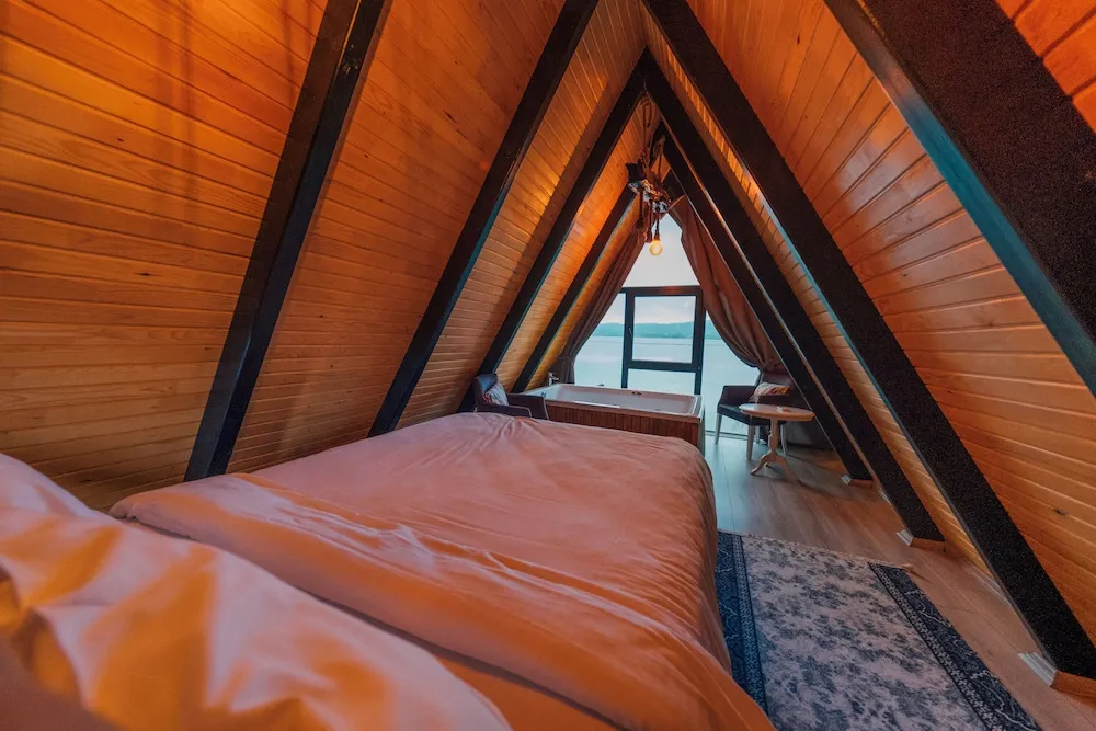 Deluxe Süit, Göl Manzaralı