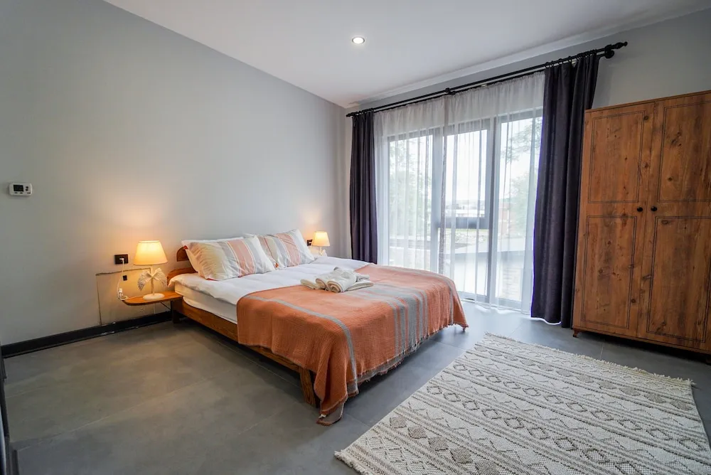 Deluxe Heated Pool Villa