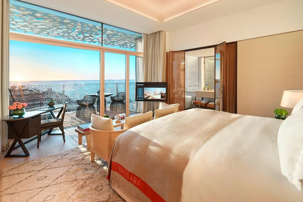 Deluxe Oda, 1 En Büyük (King) Boy Yatak, Balkon, Plaj Manzaralı