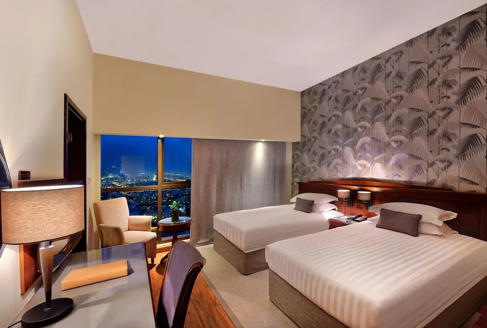 Skyline Economy Room