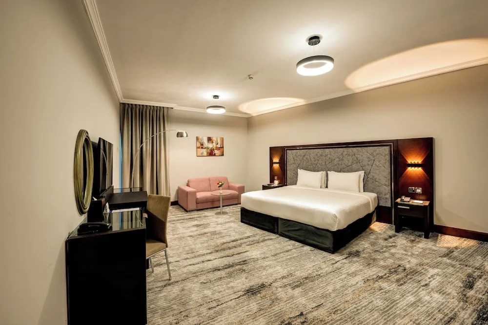 Çatı Katı Süiti (Penthouse)