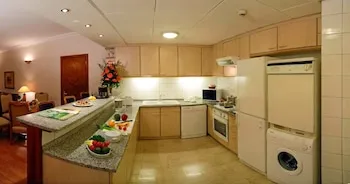 Millennium Plaza Downtown Suites