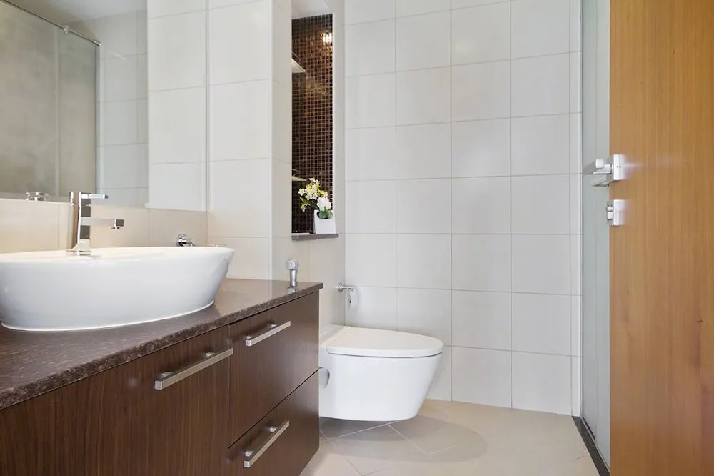 Bespoke Residences -Bay Square Studio Creek View