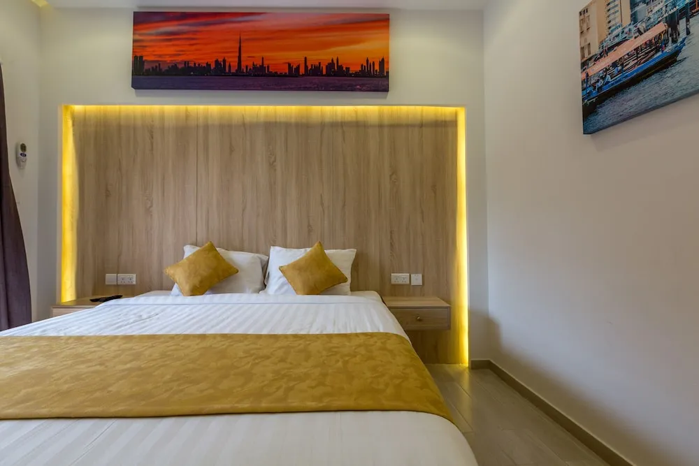 Standard Tek Büyük Yataklı Oda