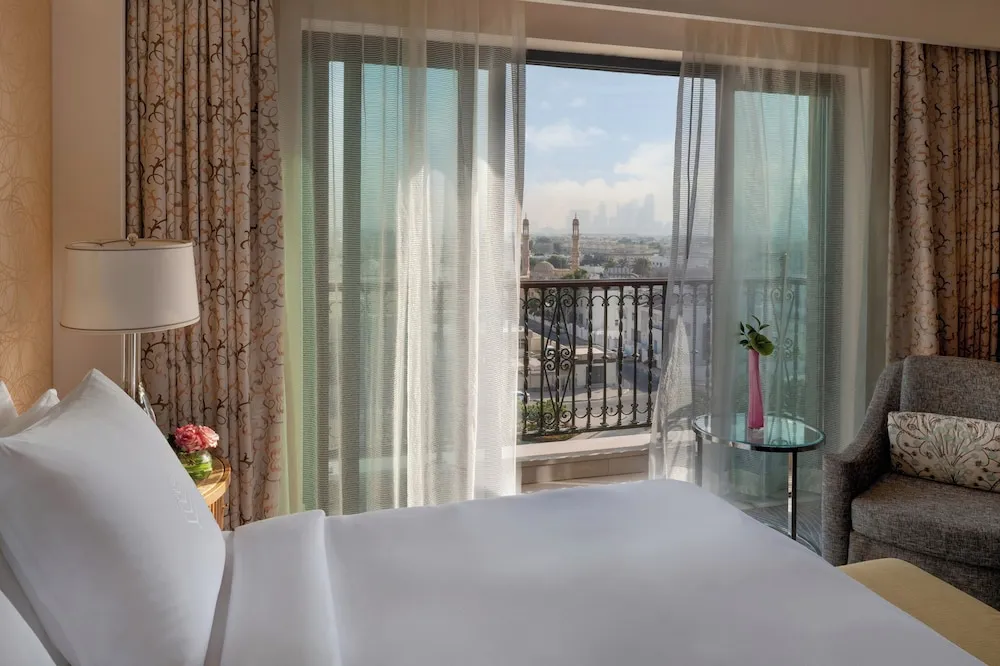 Four Seasons, Junior Süit, 1 En Büyük (King) Boy Yatak