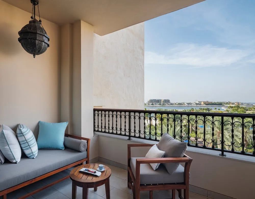 Four Seasons, Süit, 1 En Büyük (King) Boy Yatak, Deniz Manzaralı