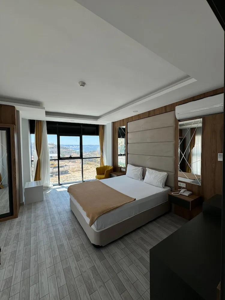 Luxury Süit, Dağ Manzaralı