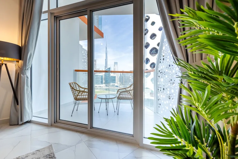Deluxe Studio with Burj Khalifa View