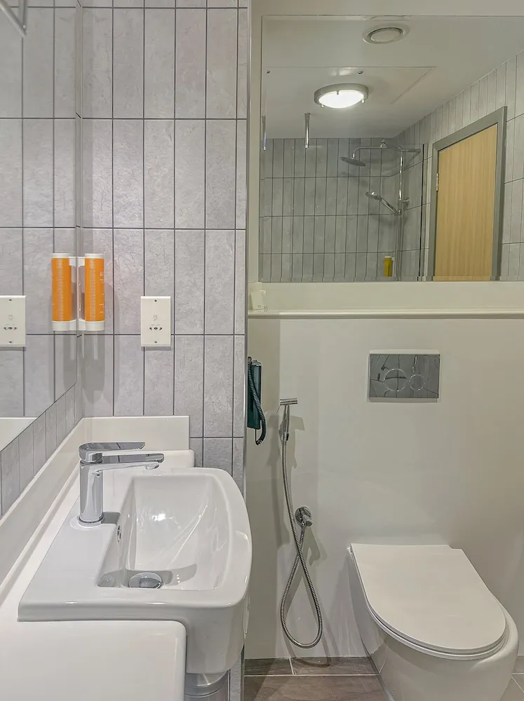 Family Oda, Birden Çok Yatak, Sigara İçilmez (NewStyle-Free DXB Shuttle 30min T3&T1)