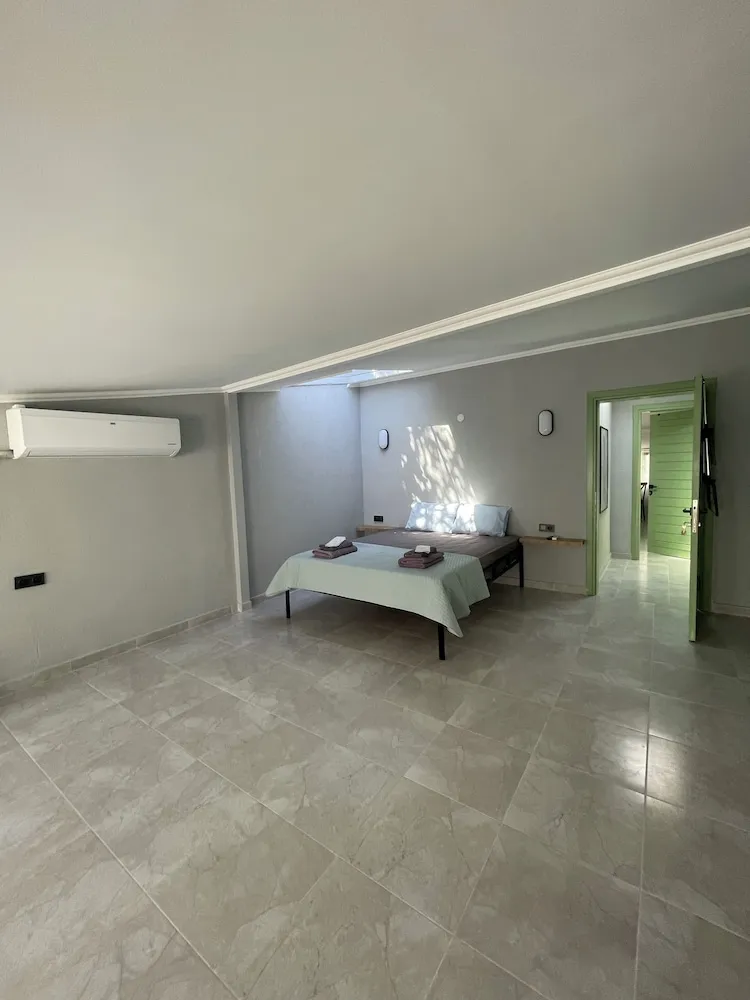 Classic Çatı Katı (Loft)