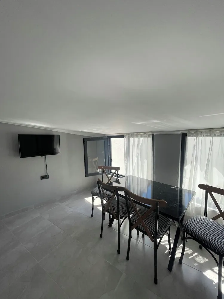 Classic Çatı Katı (Loft)