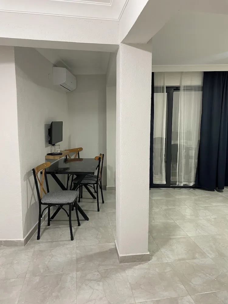 Standard Oda, Veranda