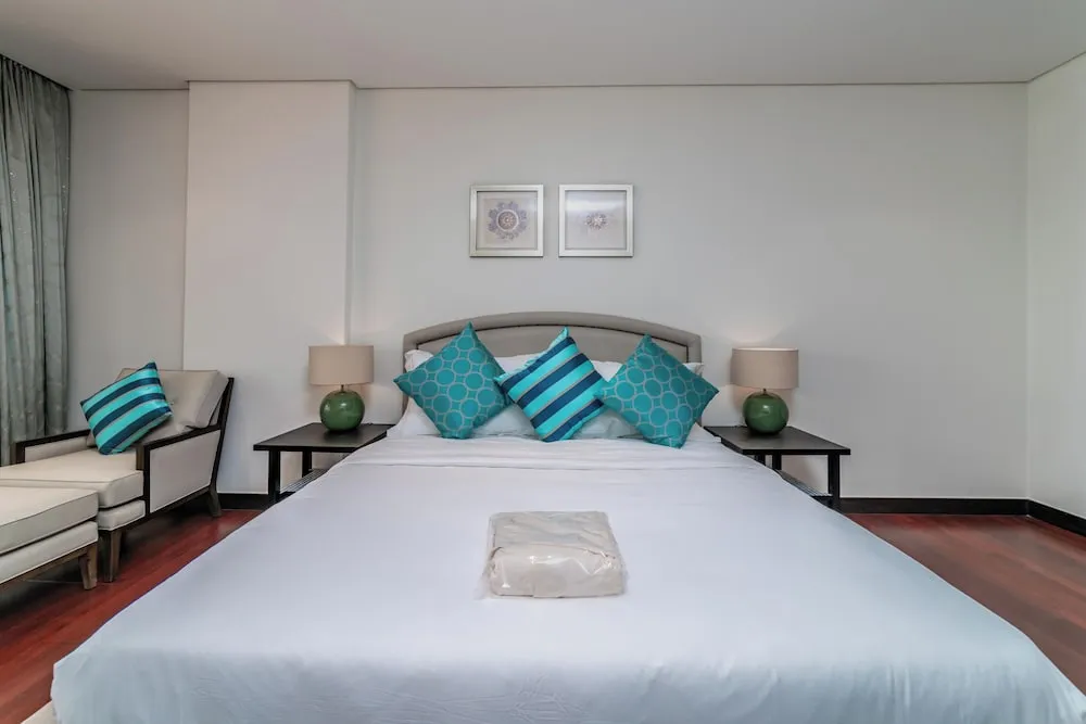 ONE BEDROOM GROUND SEA VIEW (RASG16)