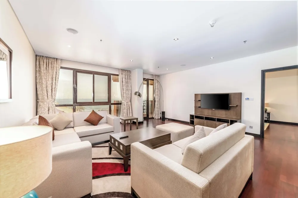 ONE BEDROOM GROUND SEA VIEW (RASG16)