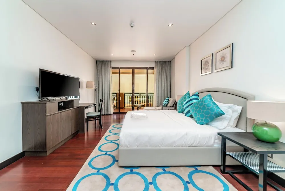 ONE BEDROOM GROUND SEA VIEW (RASG16)