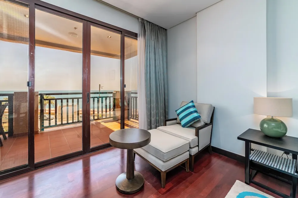 ONE BEDROOM GROUND SEA VIEW (RASG16)