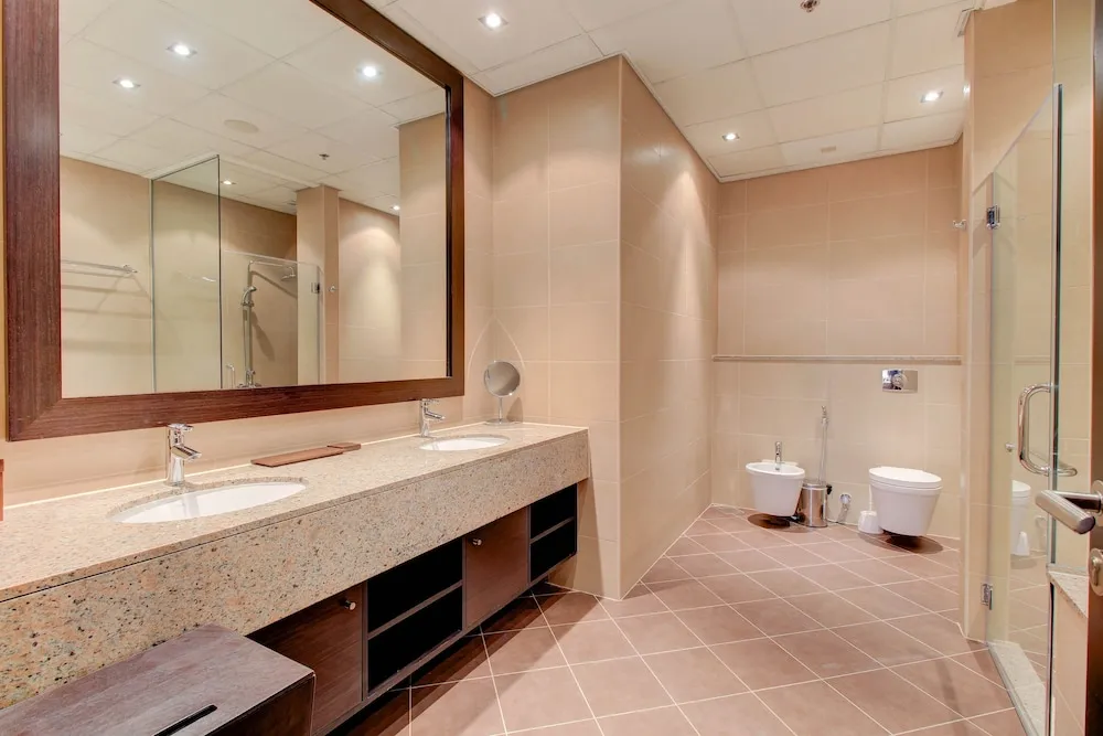 ONE BEDROOM SEAVIEW (RANG16)