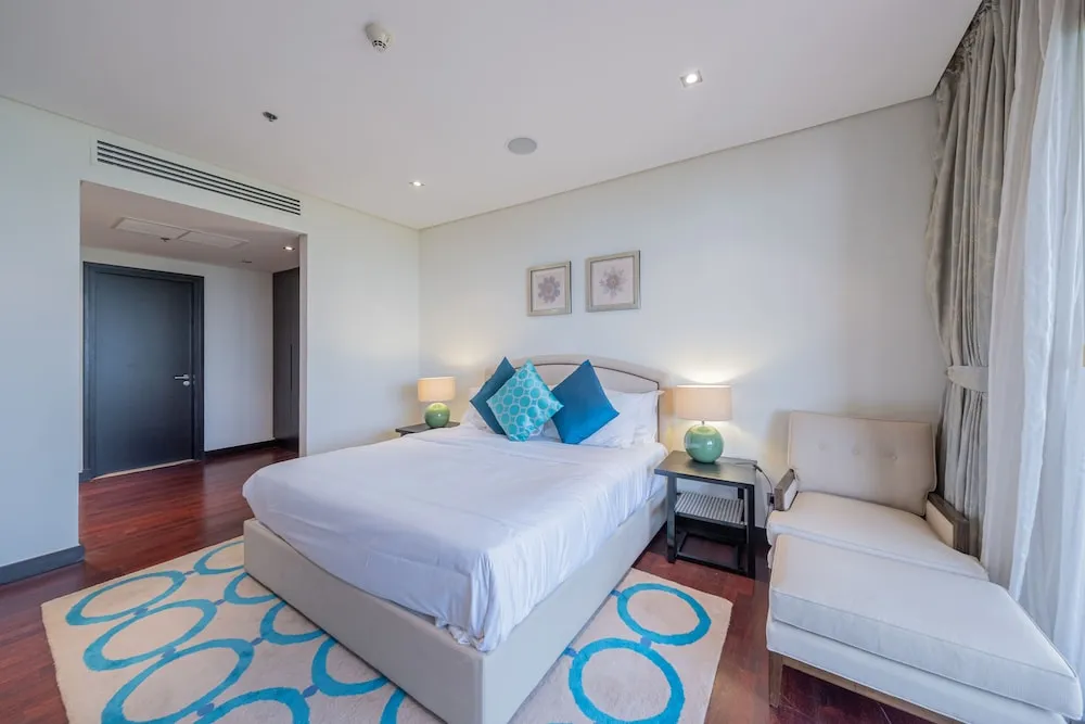 TWO BEDROOM APARTMENT (RAN 246)