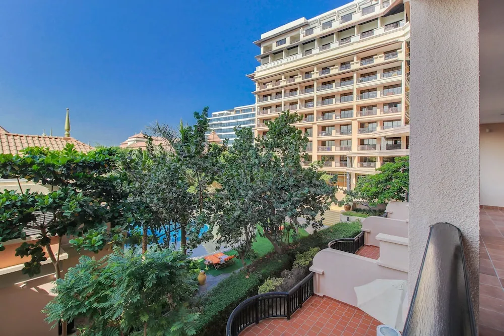 TWO BEDROOM APARTMENT (RAN 125)