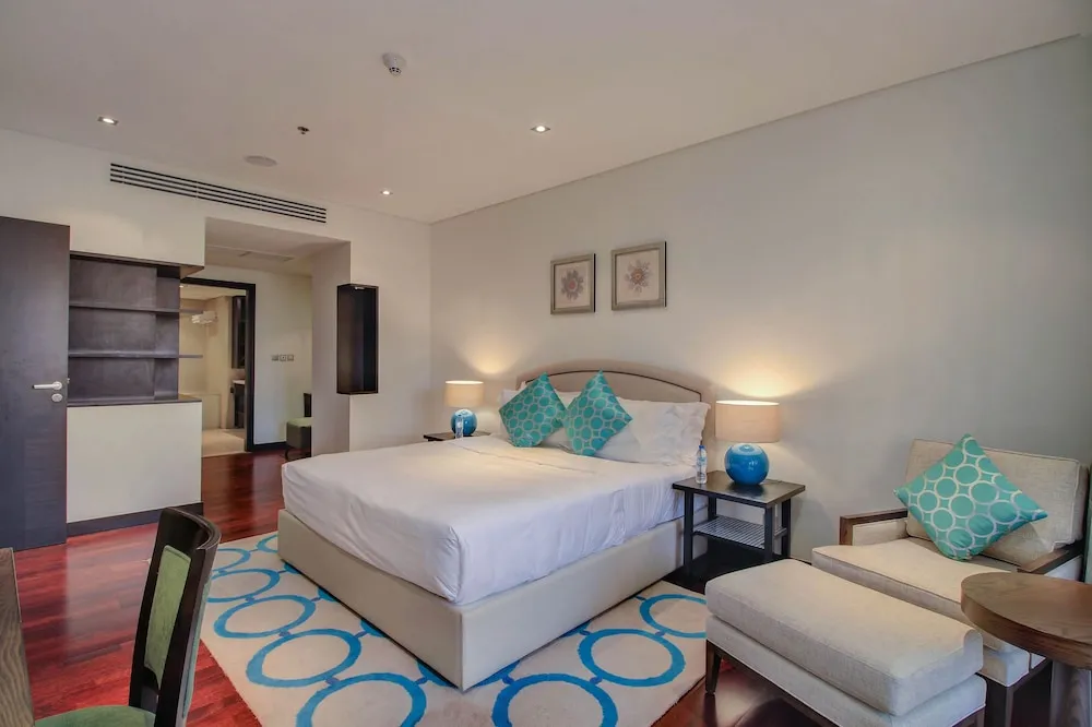 TWO BEDROOM APARTMENT (RAN 125)
