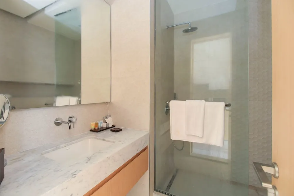 STUDIO APARTMENT (RAN 802M)